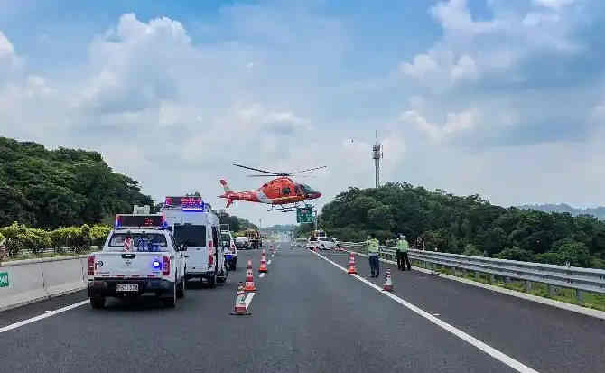 察哈尔右翼前旗高速公路汽车救援案例